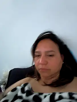 Snapshot of haashkyo chatting on November 9, 1:59 pm haashkyo online show from November 9, 1:59 pm