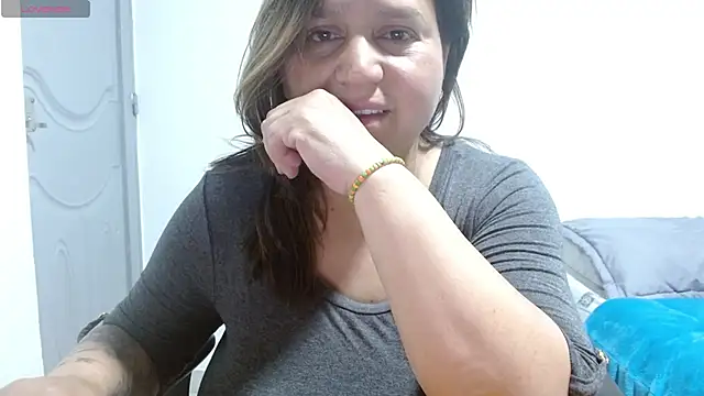 Snapshot of haashkyo chatting on October 22, 5:18 am haashkyo online show from October 22, 5:18 am