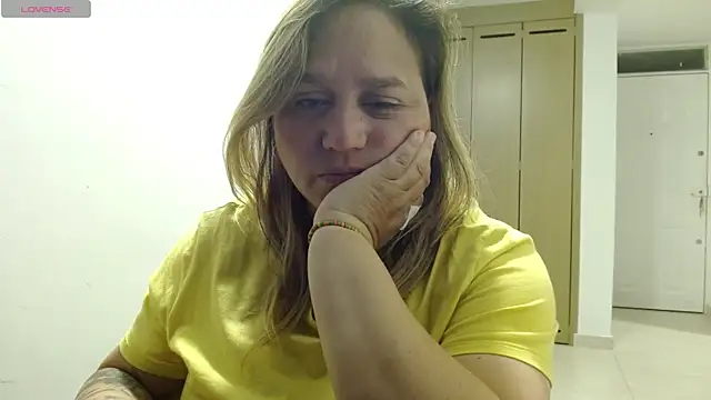 Snapshot of haashkyo chatting on June 27, 4:40 am haashkyo online show from June 27, 4:40 am