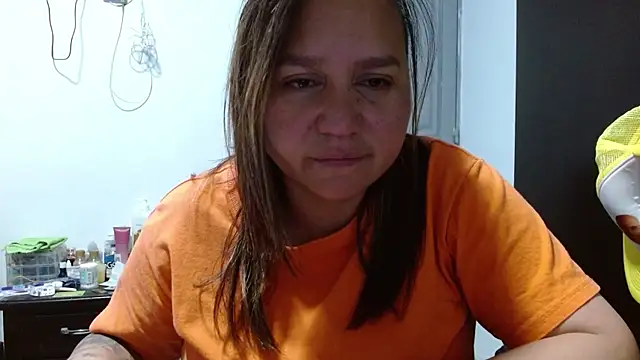 Snapshot of haashkyo chatting on December 16, 6:01 pm haashkyo online show from December 16, 6:01 pm