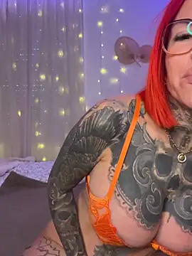 CatCoxx online show from April 1, 6:04 am