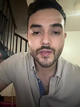 Snapshot of acmello83 chatting on April 12, 5:49 pm acmello83 online show from April 12, 5:49 pm