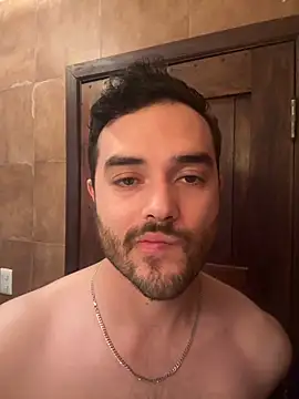 Snapshot of acmello83 chatting on May 23, 7:57 pm acmello83 online show from May 23, 7:57 pm