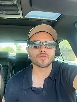 acmello83 online show from March 24, 7:03 pm