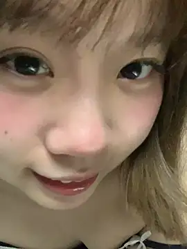 zhaomosheng125216 online show from March 18, 7:37 pm