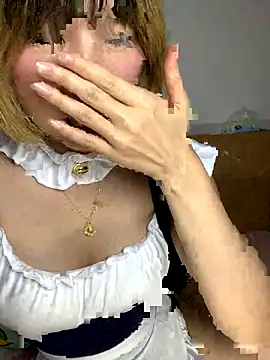 Snapshot of zhaomosheng125216 chatting on December 3, 1:28 am zhaomosheng125216 online show from December 3, 1:28 am