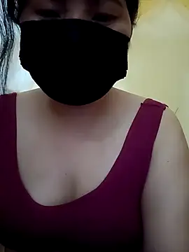 Snapshot of babyjunee12 chatting on March 4, 3:42 pm babyjunee12 online show from March 4, 3:42 pm