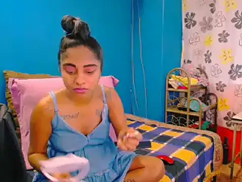 Snapshot of indiansumaya chatting on September 18, 6:05 am indiansumaya online show from September 18, 6:05 am