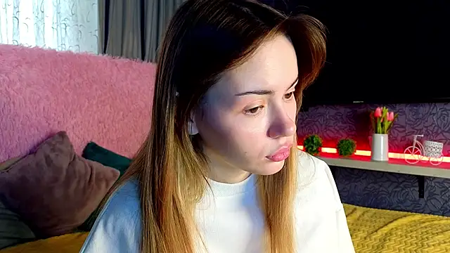 telari0l0ve online show from January 8, 8:31 am