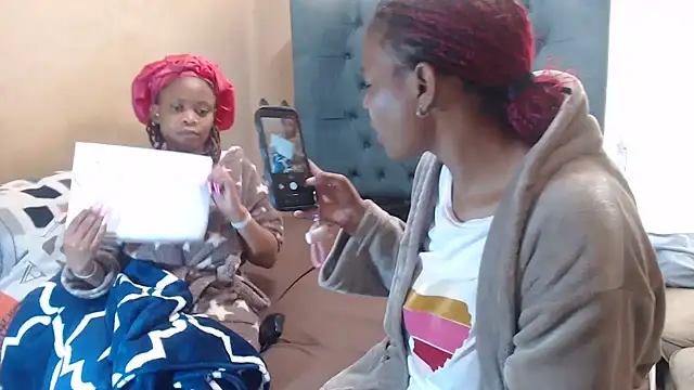 EbonyEssence online show from June 3, 10:27 am