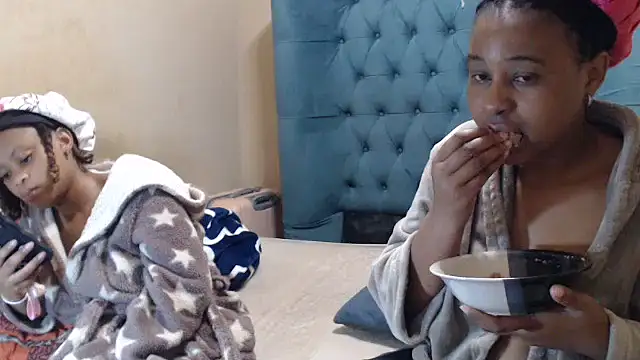 EbonyEssence online show from May 18, 8:46 pm