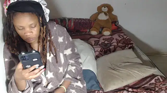 EssenceLovers online show from April 15, 7:58 pm