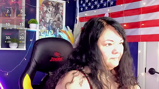 Snapshot of sandra_jackson chatting on February 16, 2:43 am sandra jackson online show from February 16, 2:43 am