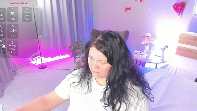 Snapshot of sandra_jackson chatting on February 22, 2:47 am sandra jackson online show from February 22, 2:47 am