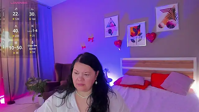 Snapshot of sandra_jackson chatting on February 25, 2:45 am sandra jackson online show from February 25, 2:45 am