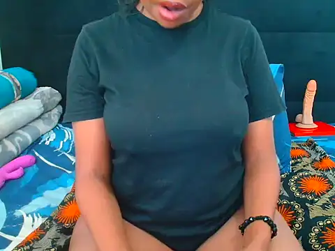 Snapshot of CreamySexyPussy chatting on November 5, 9:23 am CreamySexyPussy online show from November 5, 9:23 am