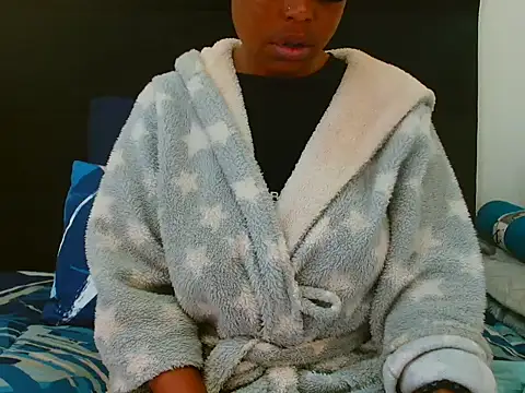 Snapshot of CreamySexyPussy chatting on September 26, 9:05 am CreamySexyPussy online show from September 26, 9:05 am