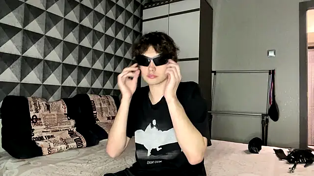 Snapshot of merycouple chatting on February 27, 5:24 pm merycouple online show from February 27, 5:24 pm