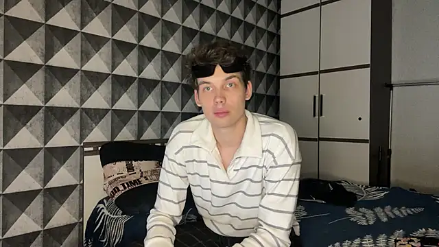 merycouple online show from April 20, 10:00 pm