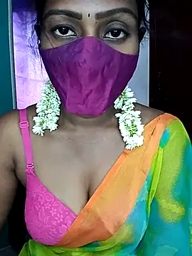 Snapshot of Tamil_kavinila chatting on October 28, 10:25 am Tamil kavinila online show from October 28, 10:25 am