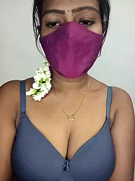 Snapshot of Tamil_kavinila chatting on November 30, 4:13 am Tamil kavinila online show from November 30, 4:13 am