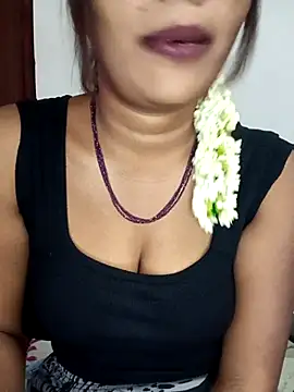 Tamil kavinila online show from February 9, 8:12 am