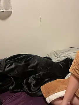 h415a812 online show from November 4, 7:39 pm