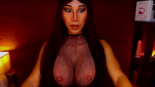 JayeTan online show from October 3, 11:45 am