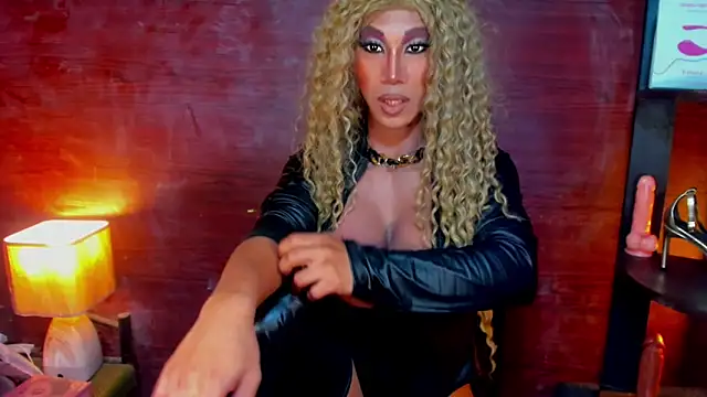 JayeTan online show from October 17, 1:20 am