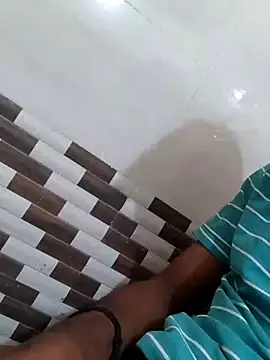 chocoboyfunn online show from April 18, 1:08 am