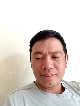 Snapshot of DungLuongg chatting on October 27, 3:51 am DungLuongg online show from October 27, 3:51 am