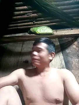 Snapshot of DungLuongg chatting on November 8, 1:58 pm DungLuongg online show from November 8, 1:58 pm