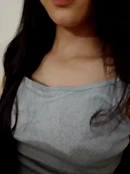 Snapshot of Desi_sara chatting on May 27, 3:30 pm Desi sara online show from May 27, 3:30 pm