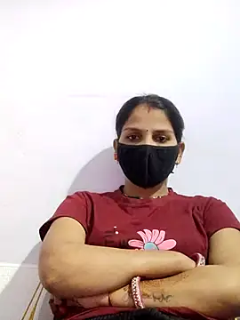 poojam93 online show from October 13, 1:51 am