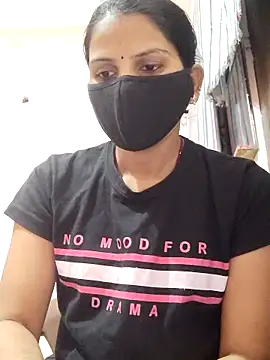 poojam93 online show from December 15, 3:01 am