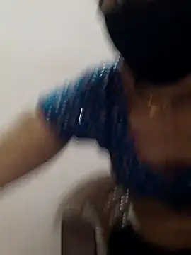 poojam93 online show from December 17, 3:44 am