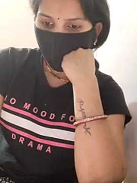 poojam93 online show from February 9, 6:00 am