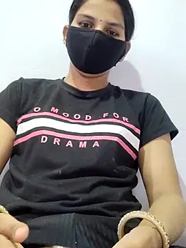 poojam93 online show from September 29, 1:12 am