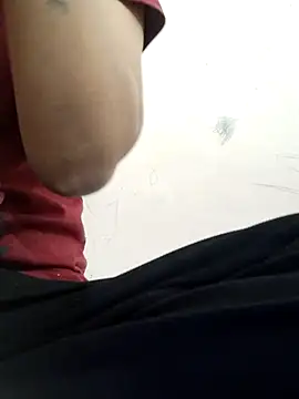 poojam93 online show from April 4, 9:49 am