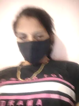 Snapshot of poojam93 chatting on May 8, 11:47 am poojam93 online show from May 8, 11:47 am