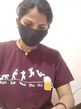 poojam93 online show from February 15, 2:34 am