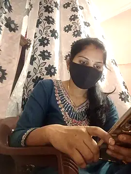 Snapshot of poojam93 chatting on May 6, 10:08 am poojam93 online show from May 6, 10:08 am