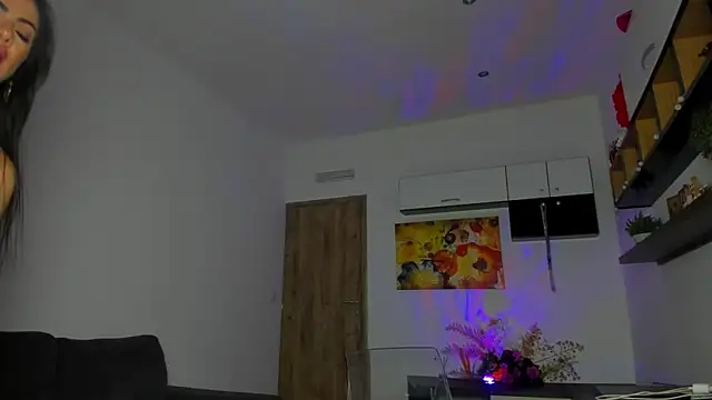 tina kart3r online show from December 18, 10:35 pm