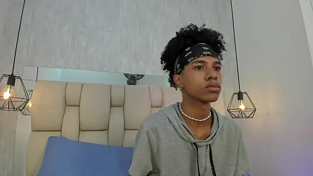 Johan gz  online show from October 9, 11:33 am