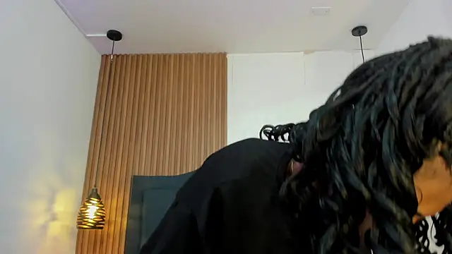 Snapshot of Johan_gz_ chatting on April 29, 11:36 am Johan gz online show from April 29, 11:36 am
