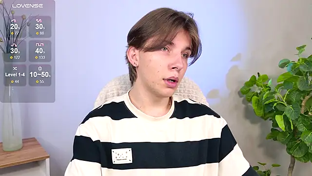 Robby Manson online show from November 3, 5:23 am