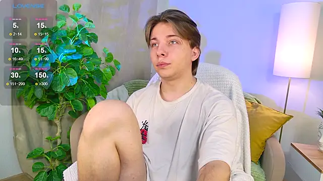 Robby Manson online show from October 10, 1:34 pm