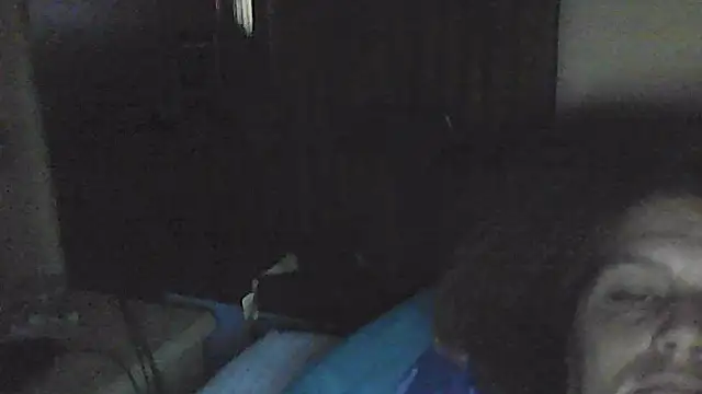 Snapshot of sarahkat86 chatting on September 24, 2:01 pm sarahkat86 online show from September 24, 2:01 pm