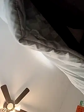 sarahkat86 online show from March 9, 1:14 pm