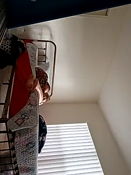 sarahkat86 online show from February 22, 1:24 pm